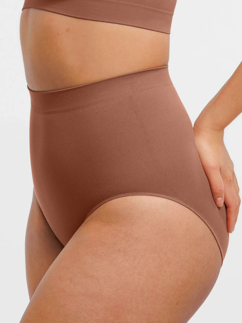 Madella Seamless High-Waist Tummy Control Antibacterial Peach Hip Brief