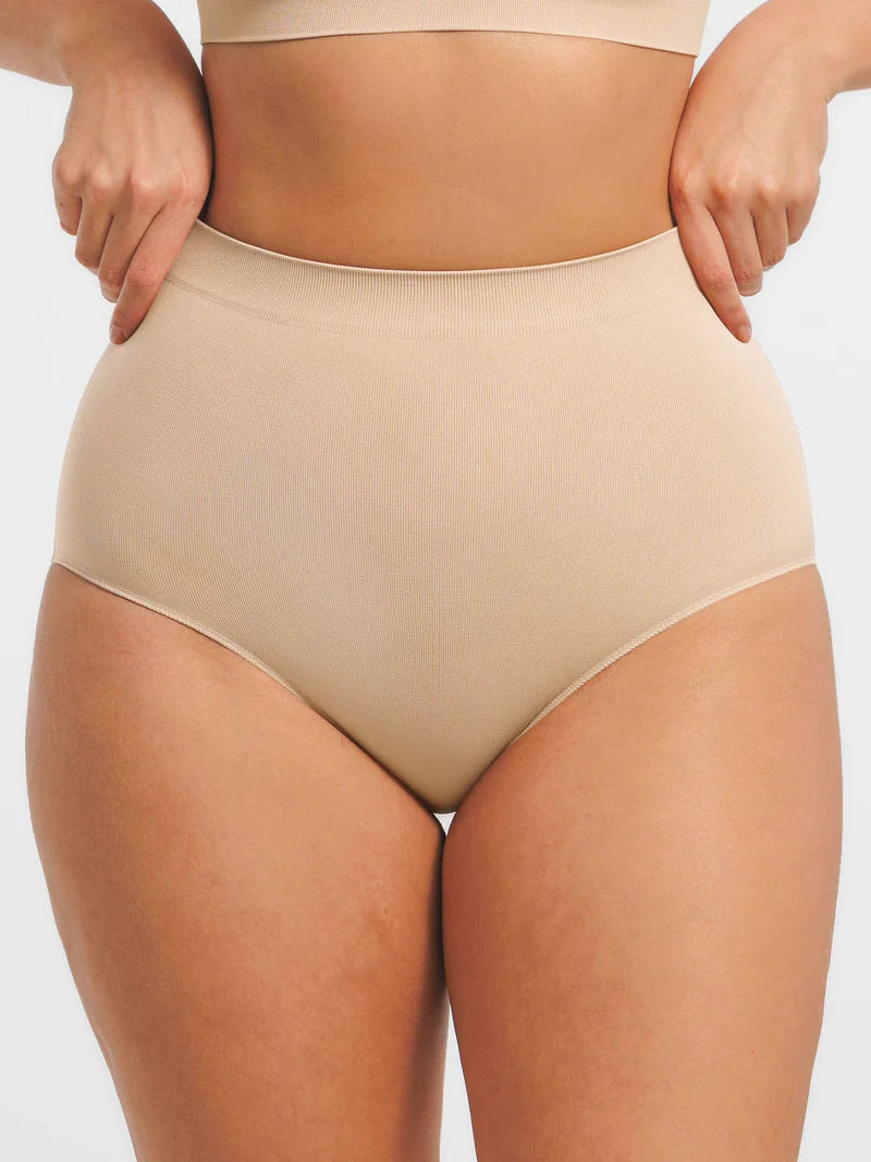 Madella Seamless High-Waist Tummy Control Antibacterial Peach Hip Brief